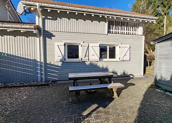 Le Chalet Du Bout Du Lac